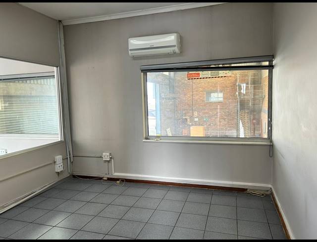500M² OFFICE TO LET IN KEW
